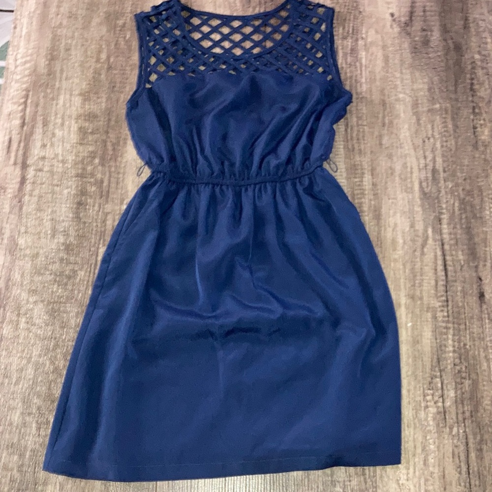 Ladies dress with pockets